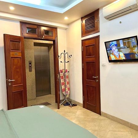 Serviced Apartment Next To The Hanoi Opera House Can Ho Day Du Tien Nghi Co Thang May Ngay Gan Nha Hat Lon Экстерьер фото