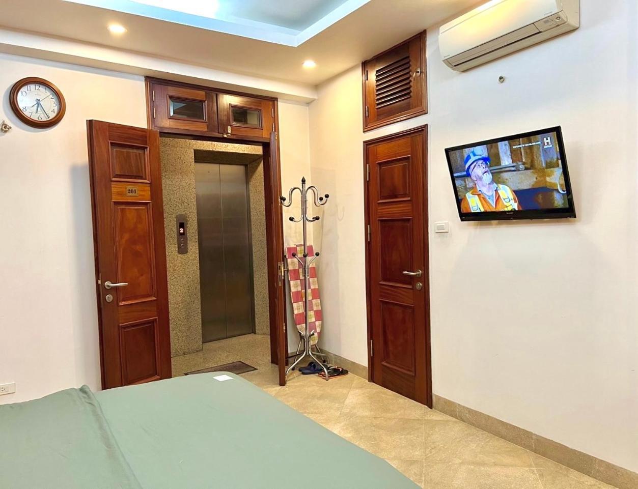 Serviced Apartment Next To The Hanoi Opera House Can Ho Day Du Tien Nghi Co Thang May Ngay Gan Nha Hat Lon Экстерьер фото